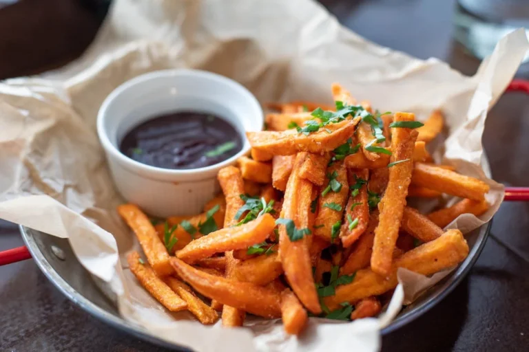 Az air fryer-ben készített ételek valóban egészségesebbek?